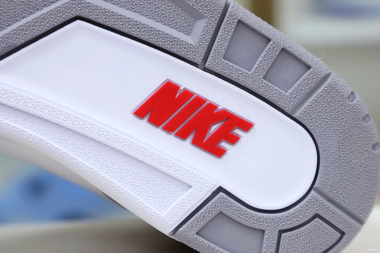 AIR 3RETRO